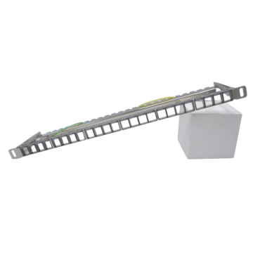 Patchpaneel Cat6 Leeg 24 Poorts – 0.5U 19" Rackmount
